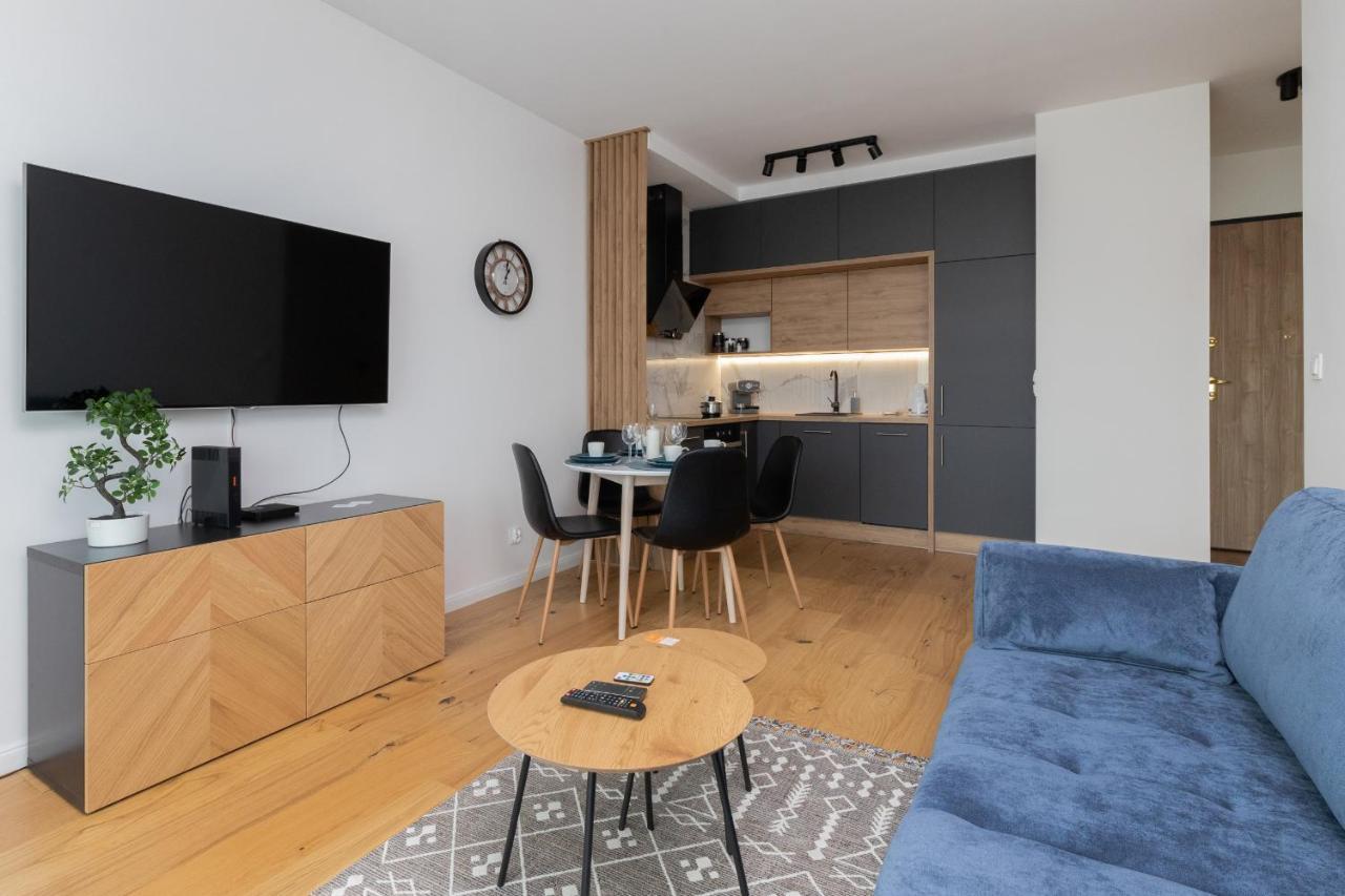 Apartament Vespa Beach Nearby By Noclegi Renters Gdynia Exterior foto