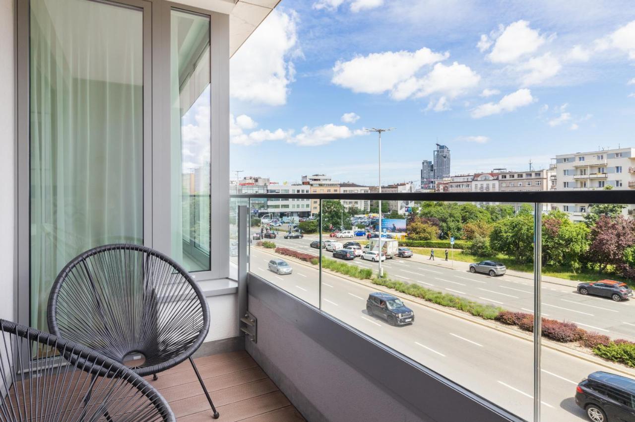 Apartament Vespa Beach Nearby By Noclegi Renters Gdynia Exterior foto